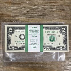 $2 bill in $200 pack sealed consecutive serial number series 2017 A Unc