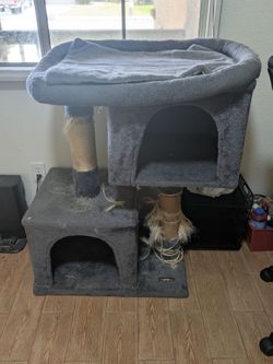 Cat tree