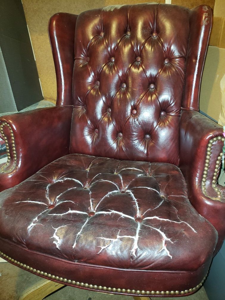 OFFICE CHAIR, BURGANDY