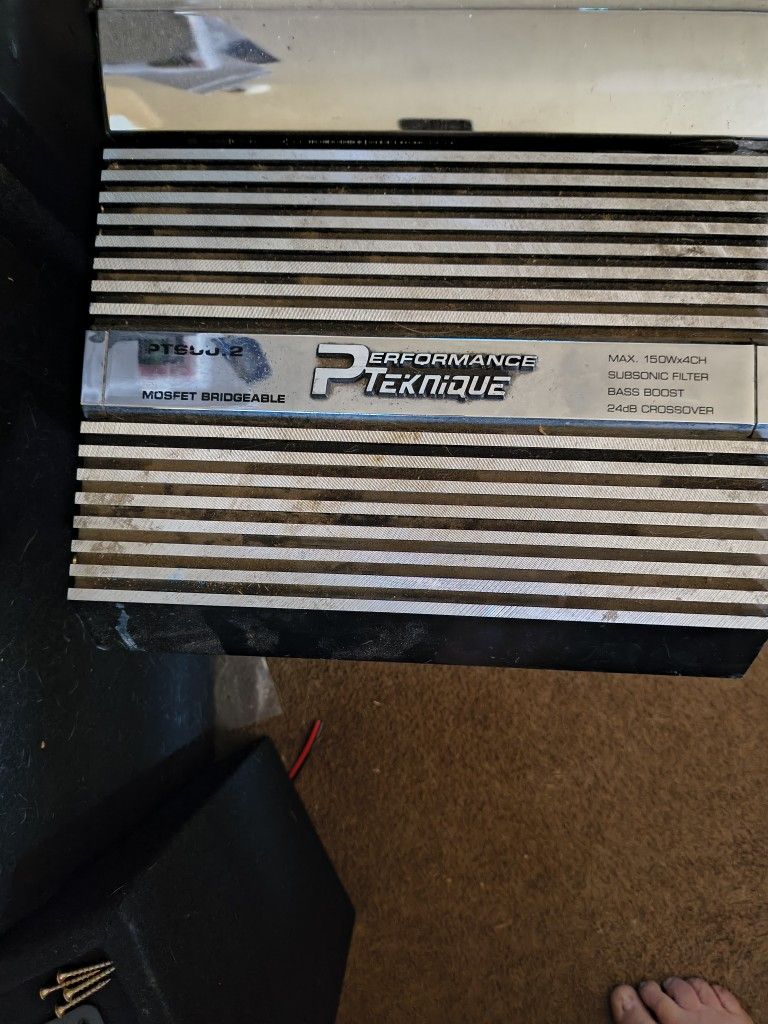Performance Teknique 4 Channel Amp