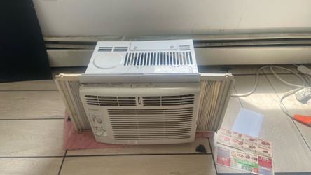 One Working Ac