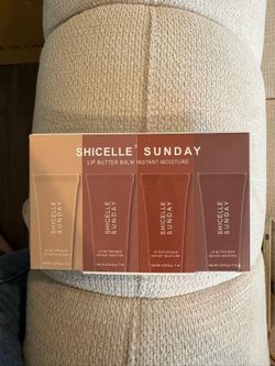 LIP BUTTER BALM INSTANT MOISTURE