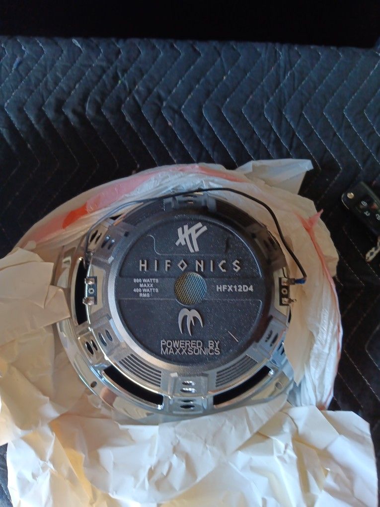 12in Hifonics Speakers 400 Watt Mox 800 Watt