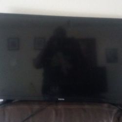 32 Samsung Smart Tv  With Remote 