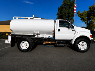 2012 Ford F750XL Water Tank