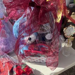 Valentines Gift Basket 