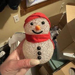 Vintage Avon Chilly Light Up Snow Kid 