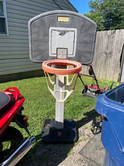 Kids basketball goal