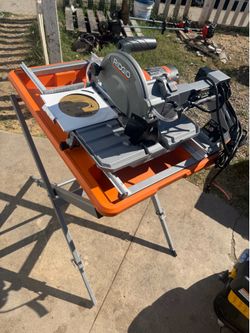 RIDGID 9-Amp 7 in. Blade Corded Wet Tile Saw with Stand