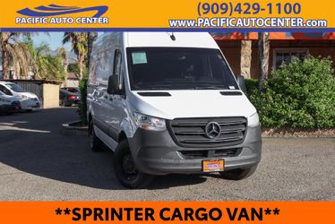 2022 Mercedes-Benz Sprinter 2500