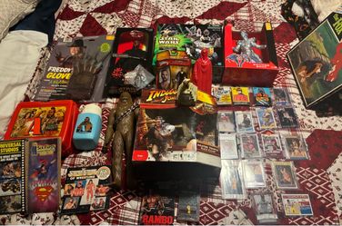 Vintage Toy & Collectibles Lot (35 Total Items)