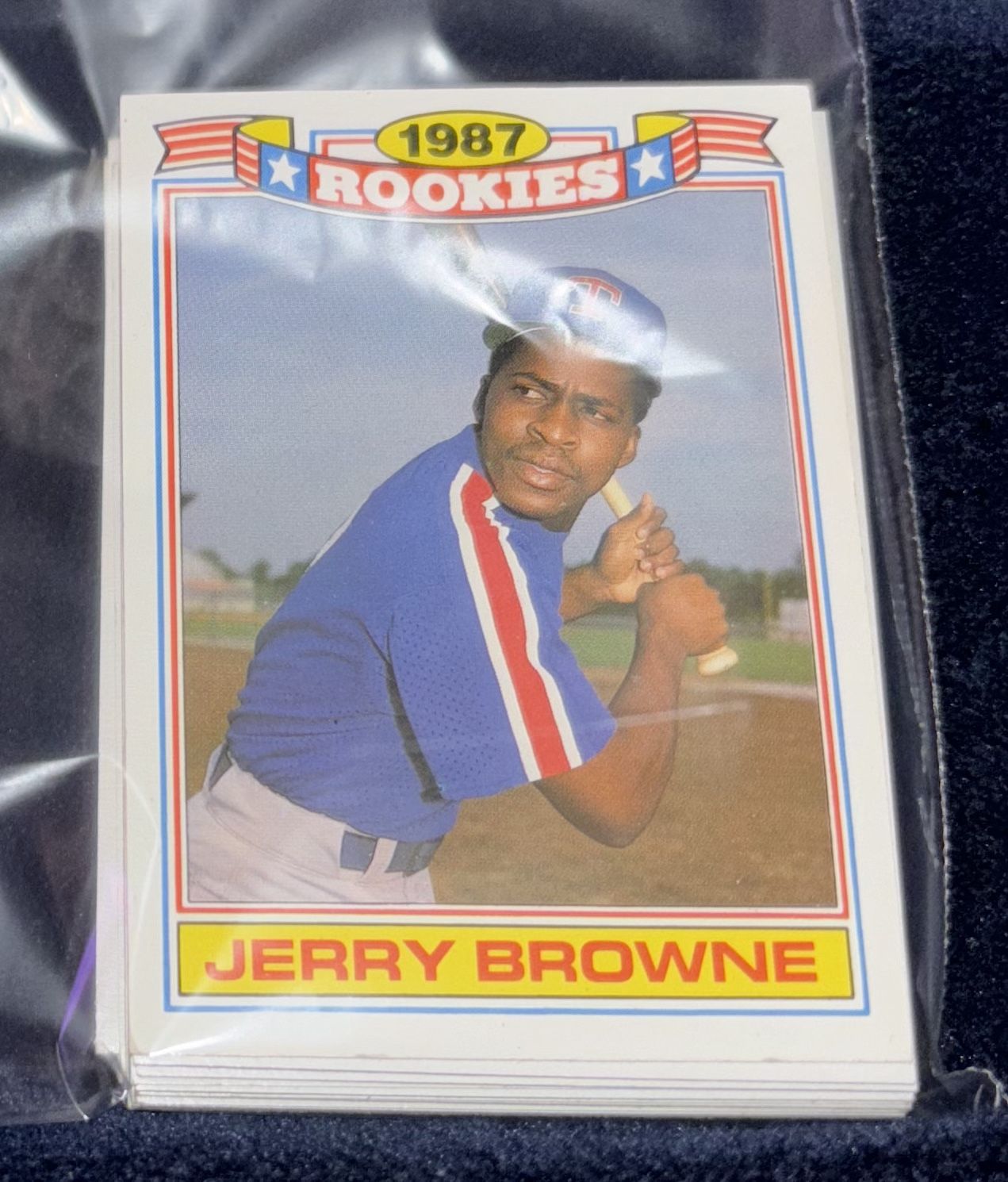 Mystery 25x Pack Of Vintage Baseball Cards ( Card Years Range From 60’s-Early 00’s )