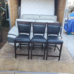 3 chairs heigh back 