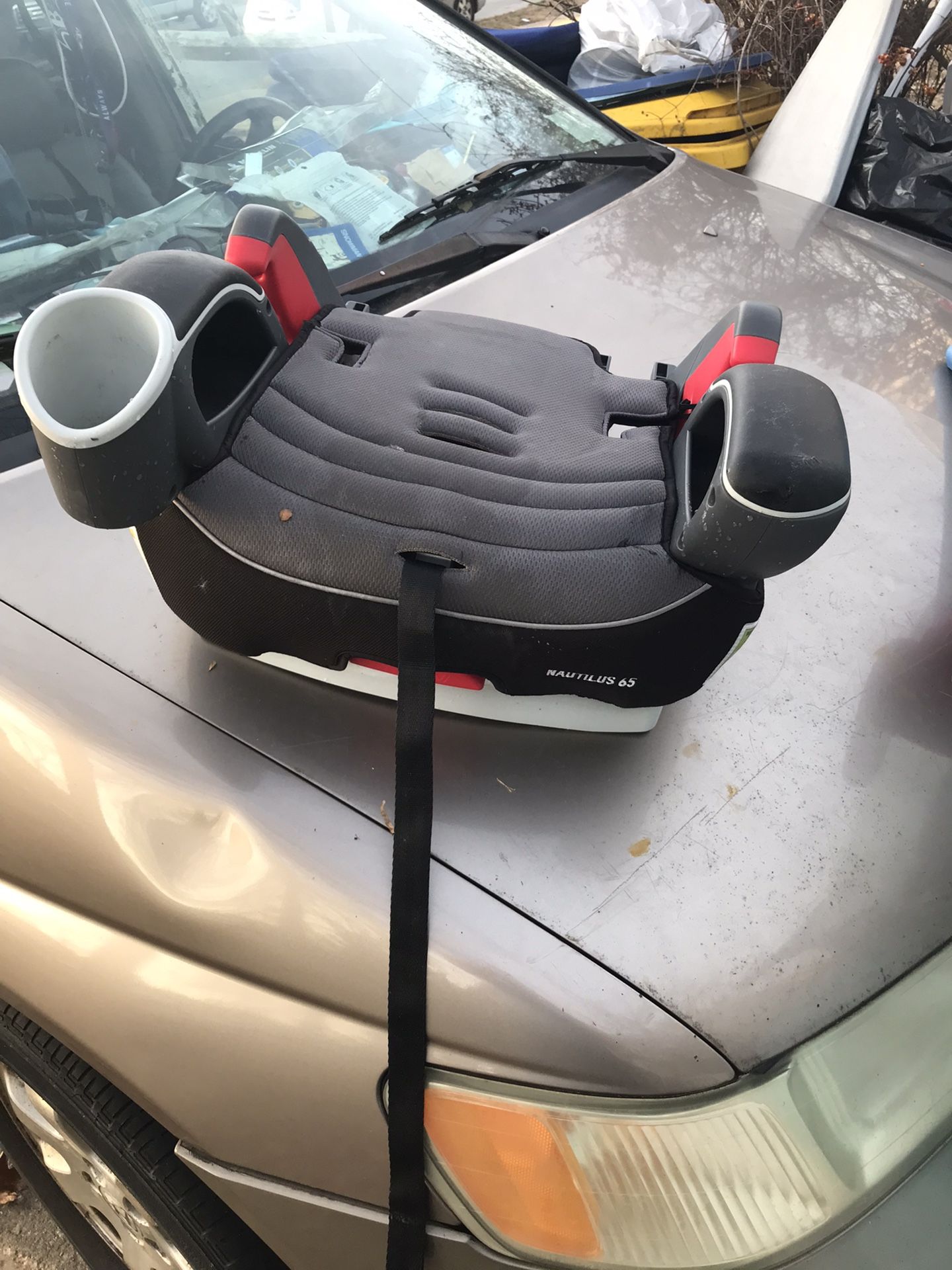 Very Nice Kids Heavy Duty Graco Reclining Car Booster Seat Only $25