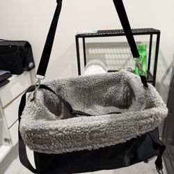 Pet Car Seat With Security Straps And Seat Belt