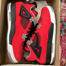 Jordan 4 Toro Bravo Size 6
