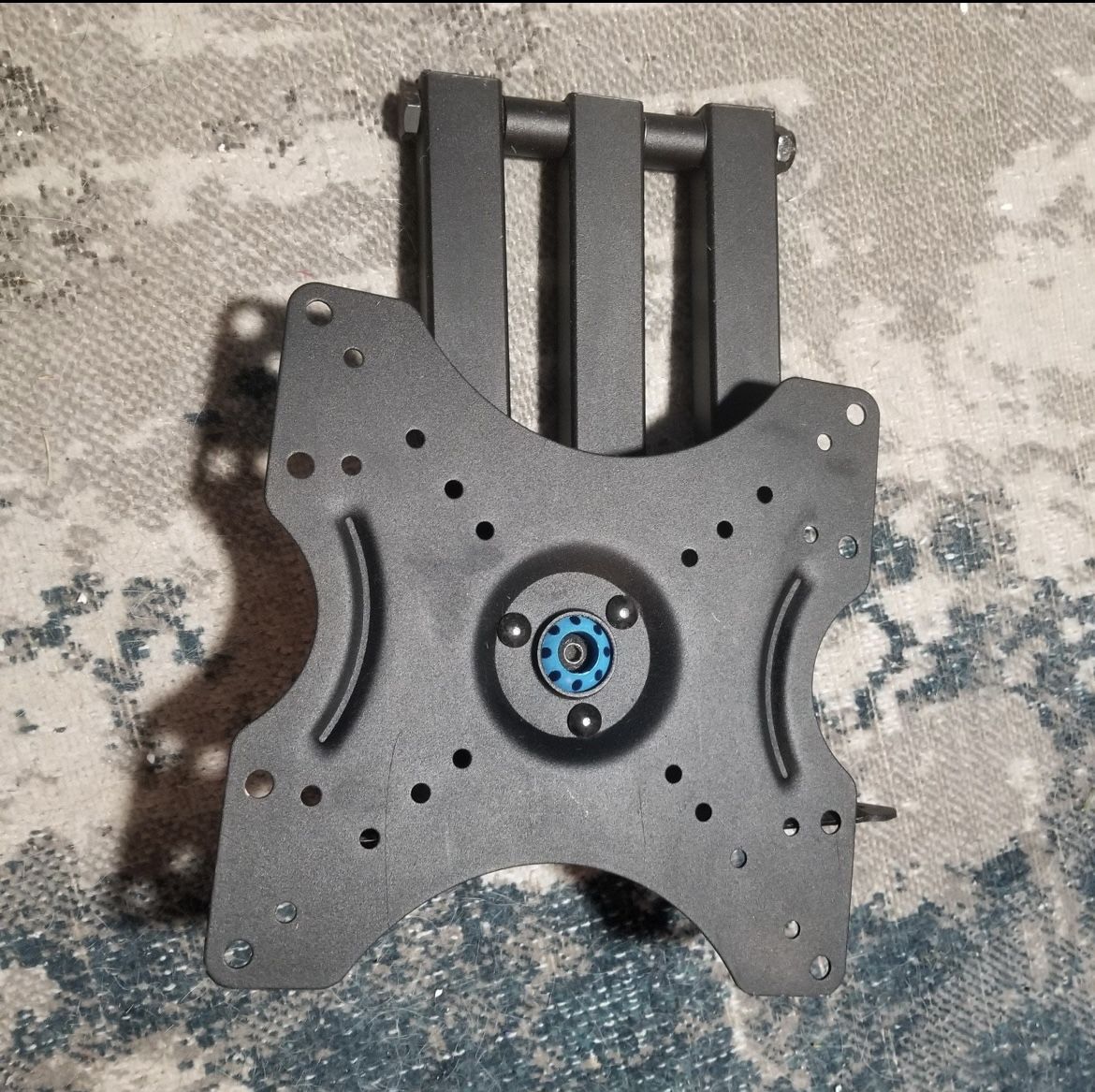 TV Mount - Articulating Arm