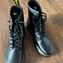 Dr Martens Boots size 7