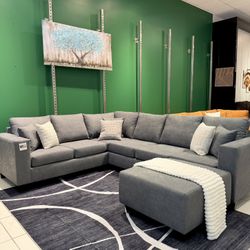 NEW! Modern Washable 🧼 Performance Fabric Sectional with FREE Ottoman 💫