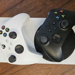 Xbox Series S with Controllers 