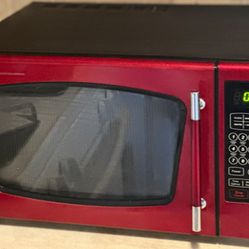 Emerson 900 Watt Microwave 
$45