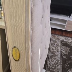 Queen Mattress And Bed Frame 