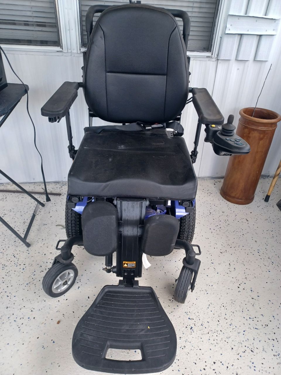 325 Velocity Merits Health Product- Electric Mobility Scooter 