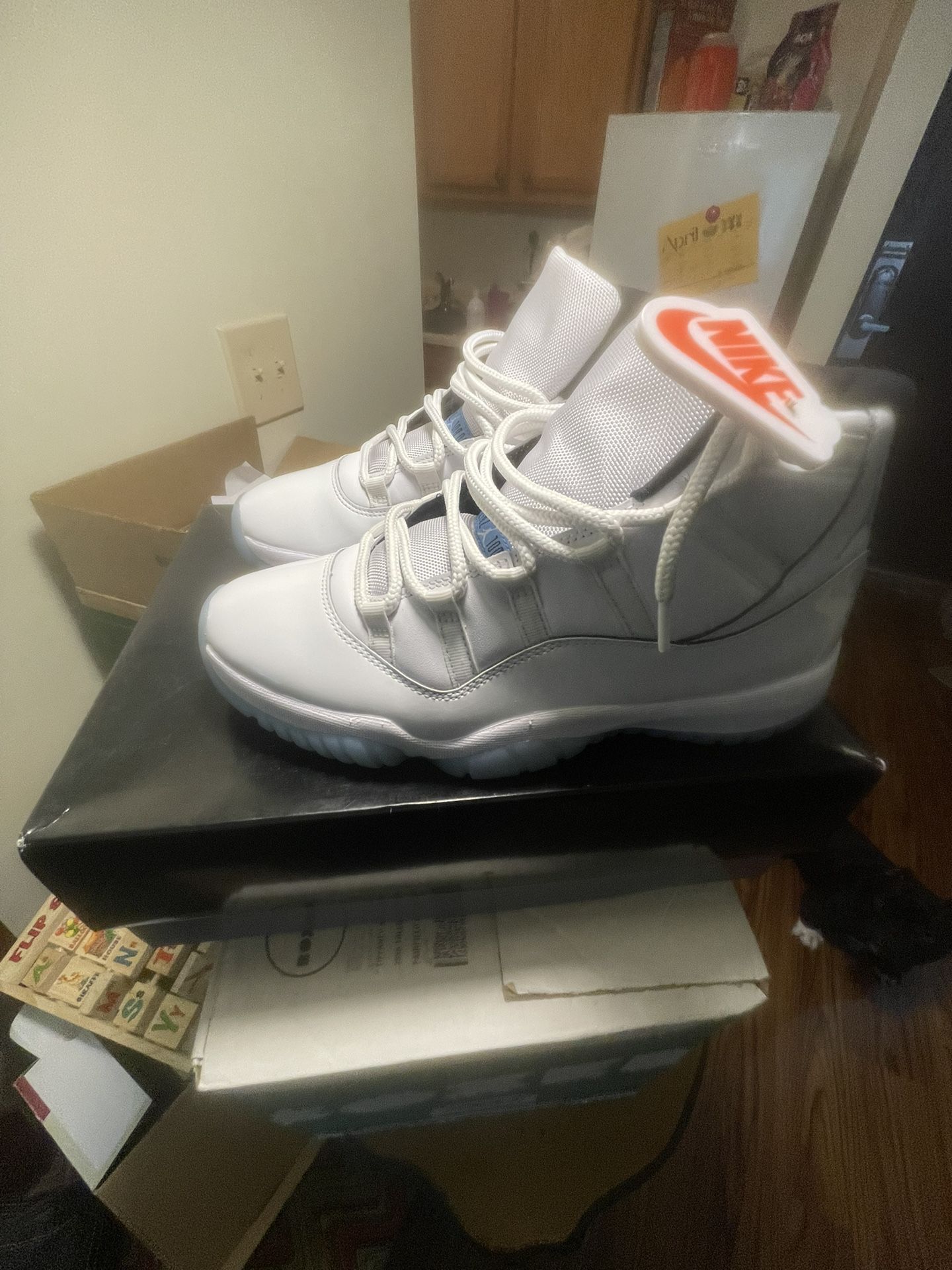 Jordan 11 Legend Blue Size 12