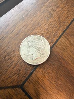 1922 Peace Silver Dollar Coin • 90% Silver • Vintage U.S. Coin
