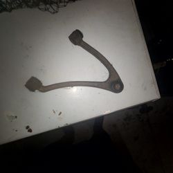 2005 Jaguar xj8 upper and lower control arm passenger side 