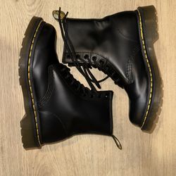 Dr Martens 1460 Smooth Leather Boots-Size 7 Women’s Black