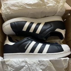 Adidas SUPERSTAR Men Shoes Size 9 (((BRAND NEW)))