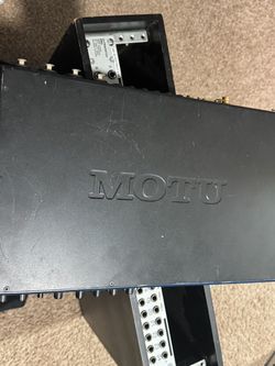 Motu Traveler 1st gen - blue (firewire interface)
