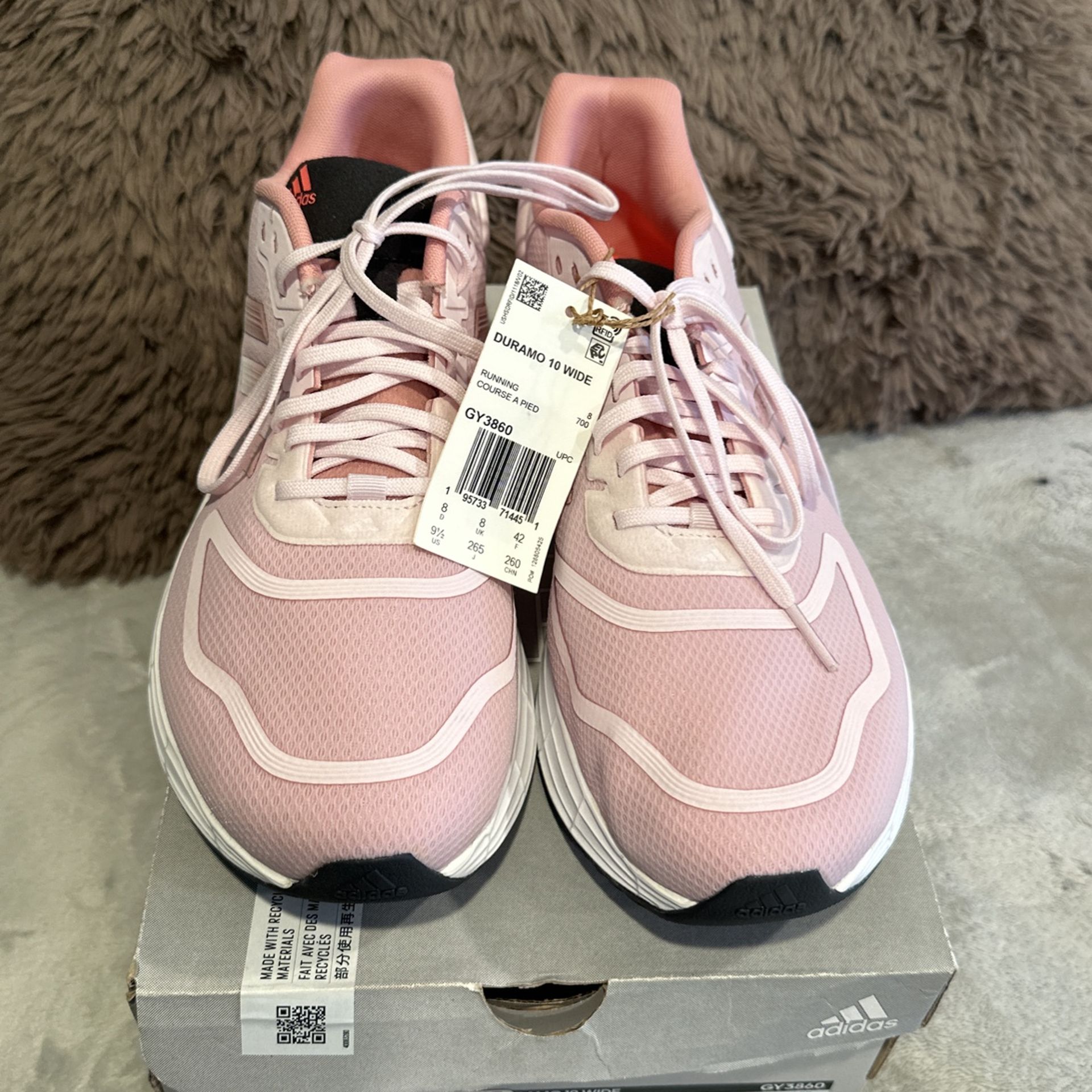 New Adidas Durango 10 Wide Running Shoes Size 9.5