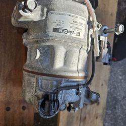 A/C  Compressor /nissan