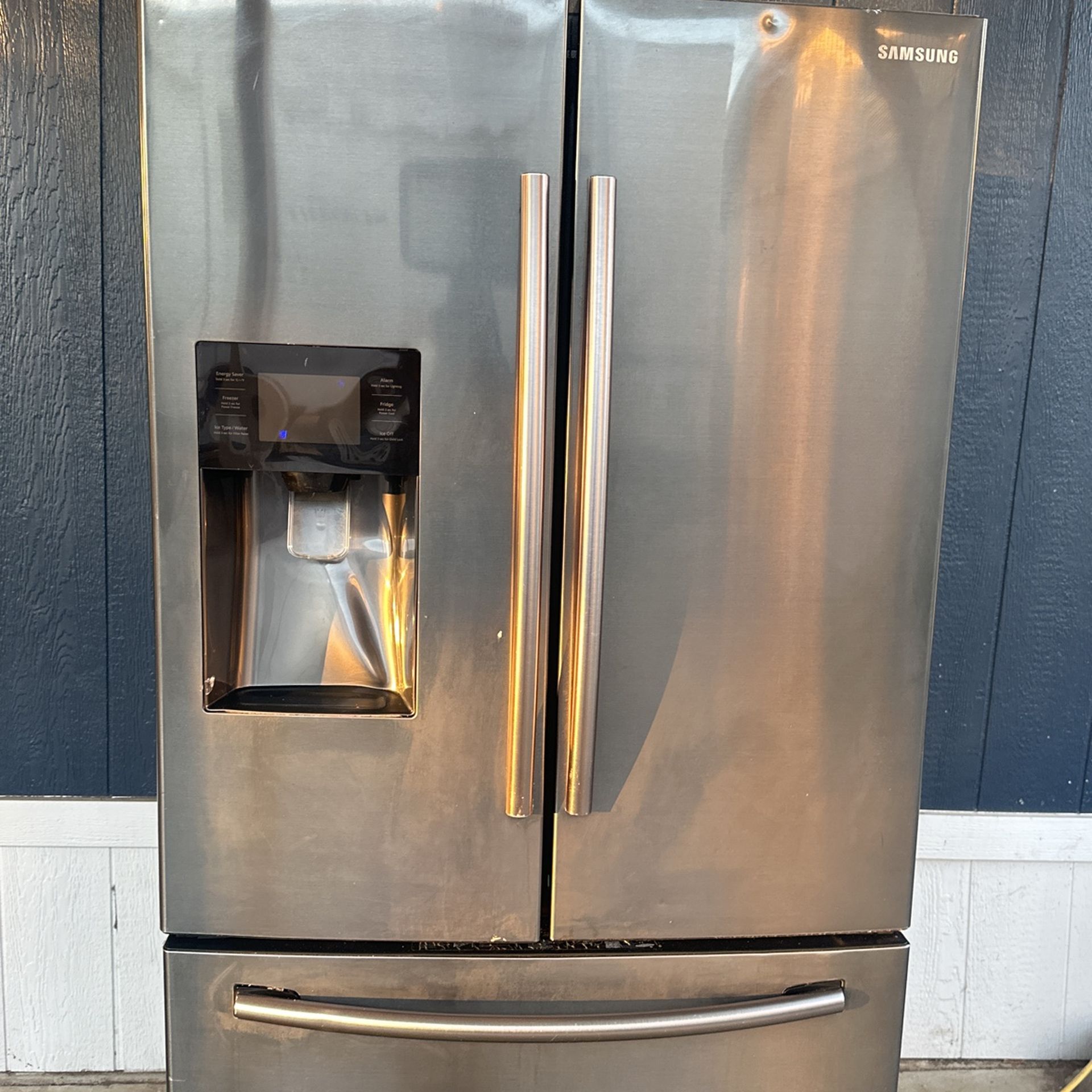 Refrigerator SANSUNG