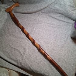 'MAPLE & MAHOGANY' STRIPED CARVED WOODEN CANE