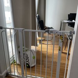 Regalo Walkthrough Extra Wide Safety Gate