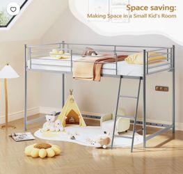 Kids twin loft bed