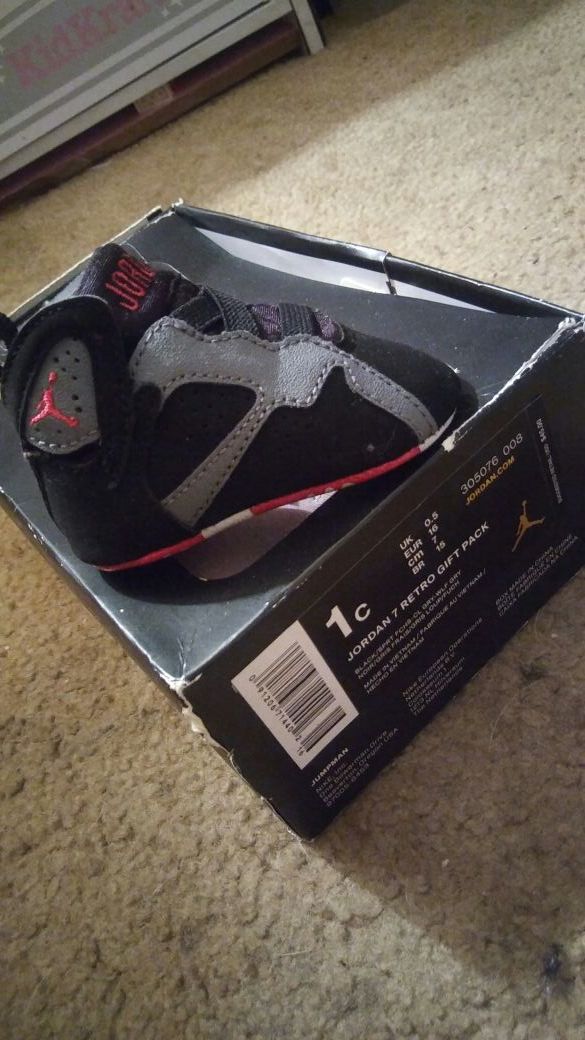 Retro 7s Sz 1c