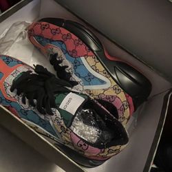Gucci Shoes 