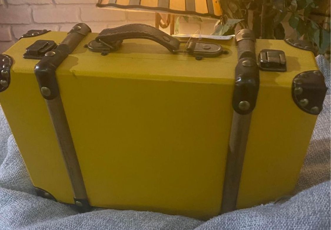 YELLOW MADISON ART (Storage Trunk) BRIEFCASE