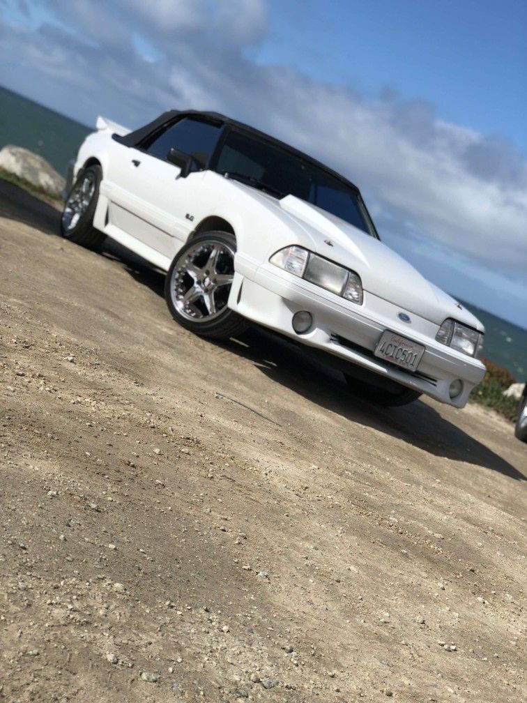 1991 Ford Mustang