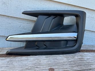 Front bumper right