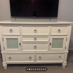 Ashley Prentice Dresser