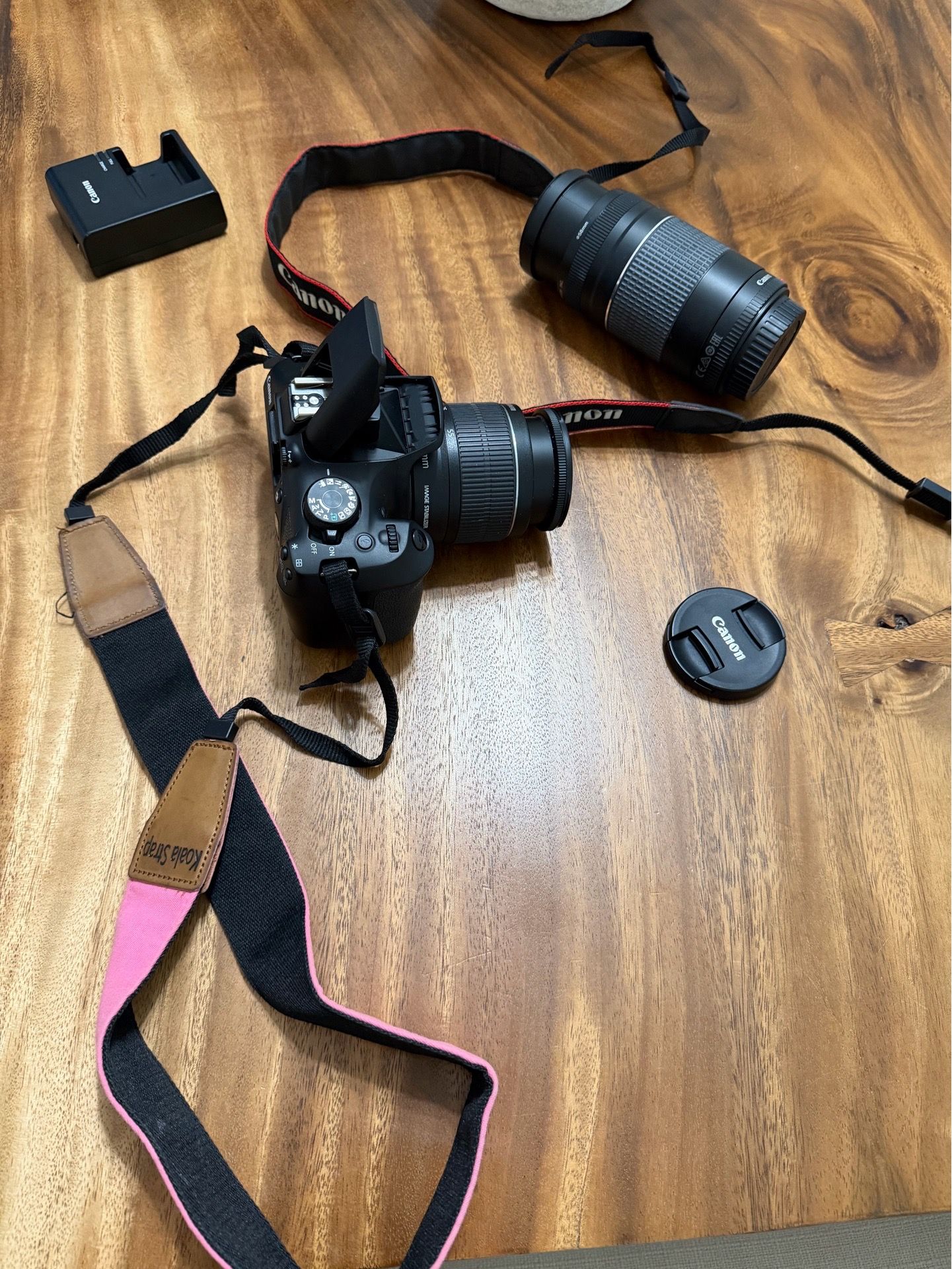 Canon EOS Rebel T6 DSLR Camera Bundle – Excellent Condition 📸