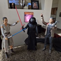 Star Wars Action Figures + Lightsaber