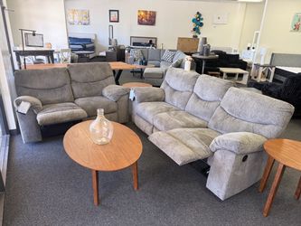 Reclining sofa and loveseat