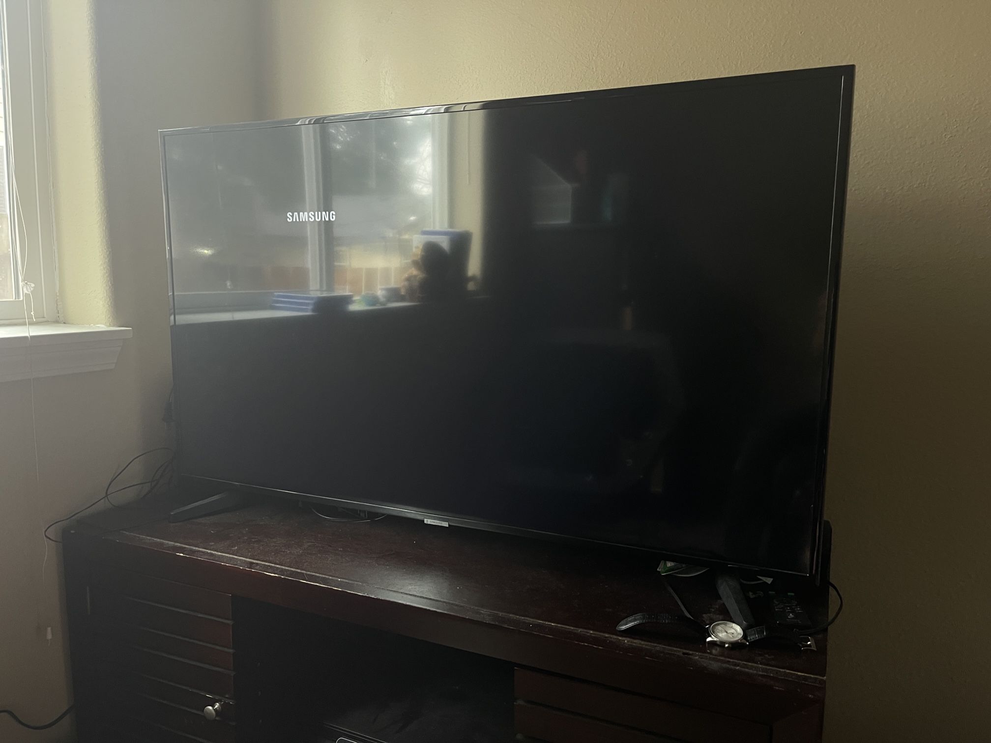 50 Inch Samsung Series 6 Tv