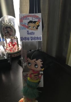Hula bobble head Betty bop
